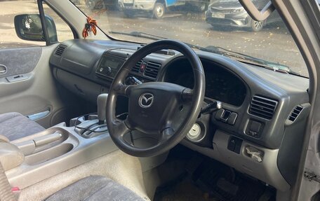 Mazda Bongo Friendee i рестайлинг, 2000 год, 450 000 рублей, 6 фотография