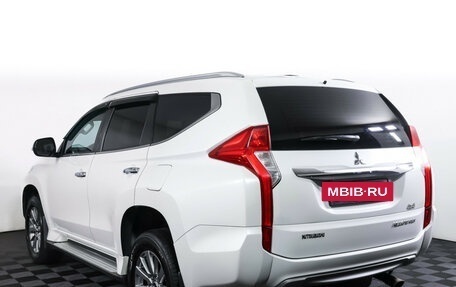 Mitsubishi Pajero Sport III рестайлинг, 2019 год, 3 090 000 рублей, 7 фотография