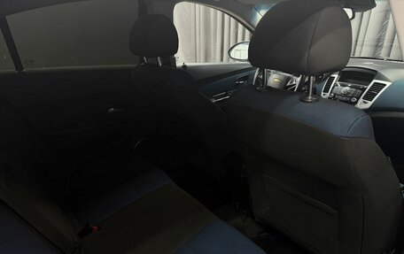 Chevrolet Cruze II, 2011 год, 699 777 рублей, 9 фотография