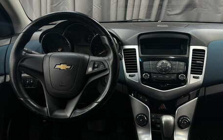 Chevrolet Cruze II, 2011 год, 699 777 рублей, 12 фотография