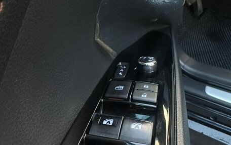 Toyota Camry, 2019 год, 2 950 000 рублей, 10 фотография