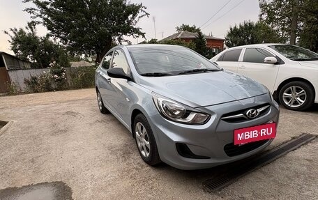 Hyundai Solaris II рестайлинг, 2013 год, 738 000 рублей, 4 фотография