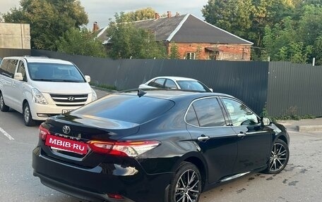 Toyota Camry, 2019 год, 2 950 000 рублей, 6 фотография