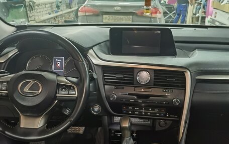 Lexus RX IV рестайлинг, 2018 год, 3 650 000 рублей, 7 фотография