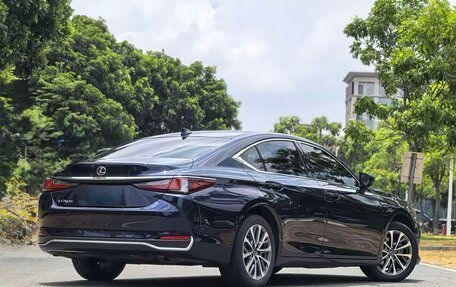 Lexus ES VII, 2024 год, 4 989 999 рублей, 16 фотография