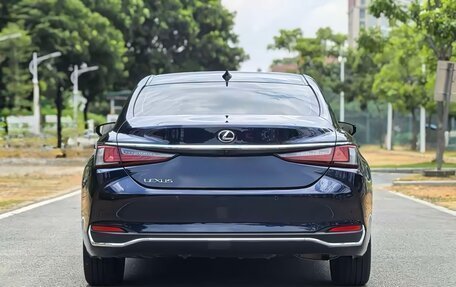 Lexus ES VII, 2024 год, 4 989 999 рублей, 17 фотография