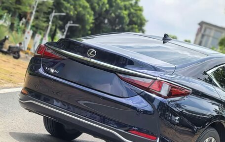 Lexus ES VII, 2024 год, 4 989 999 рублей, 18 фотография