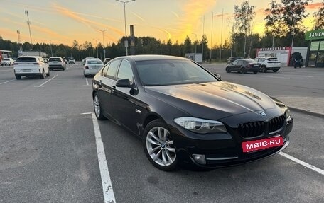 BMW 5 серия, 2012 год, 1 750 000 рублей, 3 фотография