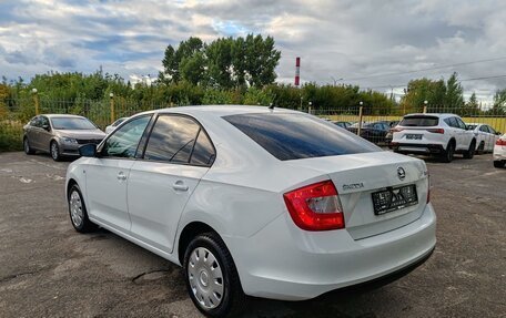 Skoda Rapid I, 2015 год, 949 000 рублей, 4 фотография