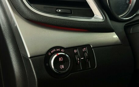 Opel Mokka I, 2013 год, 1 020 000 рублей, 8 фотография