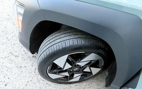 Hyundai Kona, 2023 год, 1 870 000 рублей, 11 фотография
