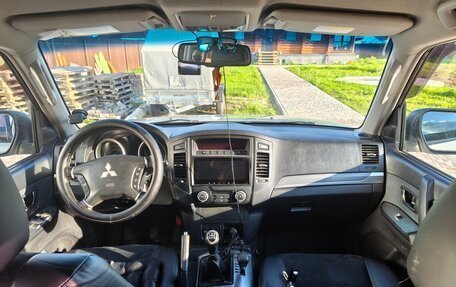 Mitsubishi Pajero IV, 2008 год, 1 350 000 рублей, 12 фотография