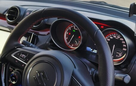 Suzuki Swift V, 2023 год, 1 750 000 рублей, 12 фотография