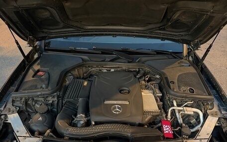 Mercedes-Benz E-Класс, 2017 год, 3 750 000 рублей, 18 фотография