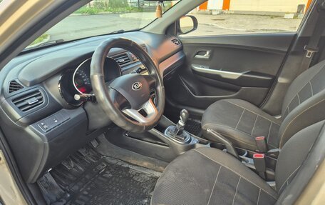 KIA Rio III рестайлинг, 2013 год, 750 000 рублей, 10 фотография