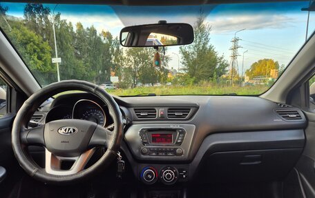 KIA Rio III рестайлинг, 2013 год, 750 000 рублей, 17 фотография