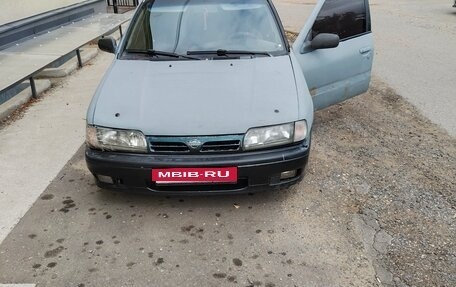 Nissan Primera II рестайлинг, 1994 год, 120 000 рублей, 1 фотография