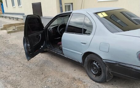 Nissan Primera II рестайлинг, 1994 год, 120 000 рублей, 3 фотография