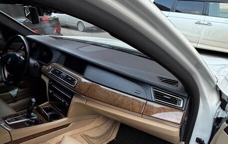 BMW 7 серия, 2009 год, 1 299 999 рублей, 11 фотография