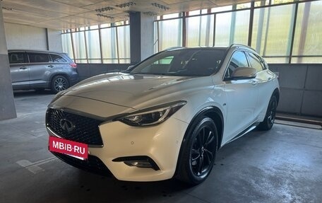 Infiniti QX30, 2017 год, 1 550 000 рублей, 7 фотография