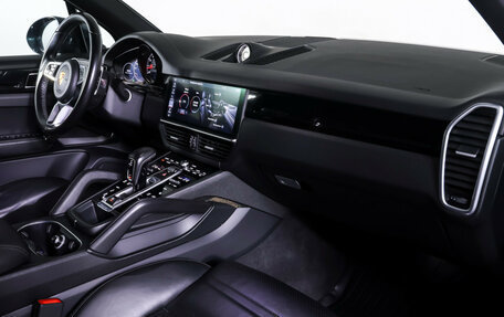 Porsche Cayenne III, 2018 год, 5 300 000 рублей, 10 фотография