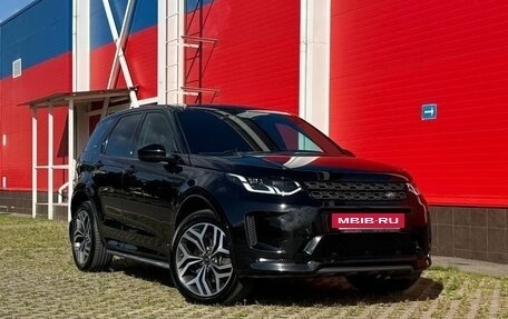 Land Rover Discovery Sport I рестайлинг, 2019 год, 2 900 000 рублей, 3 фотография