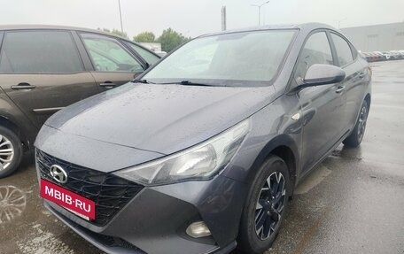 Hyundai Solaris II рестайлинг, 2021 год, 1 360 000 рублей, 1 фотография