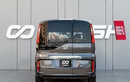 Honda Stepwgn IV, 2020 год, 2 290 000 рублей, 4 фотография