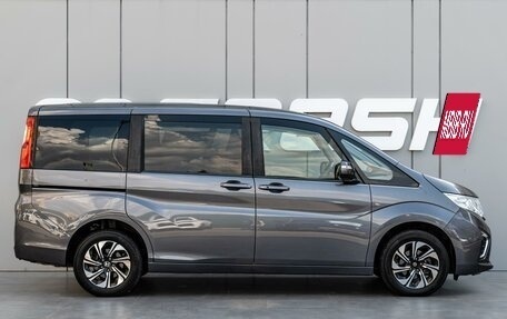 Honda Stepwgn IV, 2020 год, 2 290 000 рублей, 5 фотография