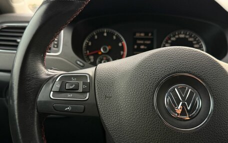 Volkswagen Jetta VI, 2012 год, 965 000 рублей, 13 фотография