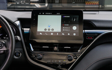 Toyota Camry, 2022 год, 3 180 000 рублей, 10 фотография
