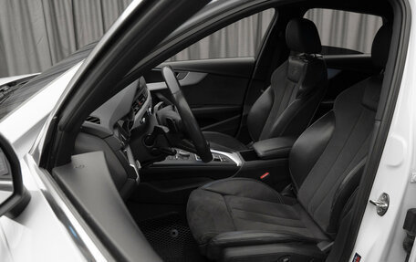 Audi A4, 2018 год, 2 250 000 рублей, 9 фотография