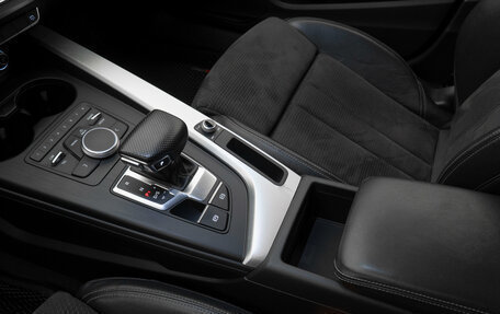 Audi A4, 2018 год, 2 250 000 рублей, 14 фотография