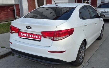 KIA Rio III рестайлинг, 2016 год, 900 000 рублей, 3 фотография