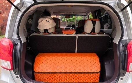 Toyota Porte II, 2014 год, 800 000 рублей, 5 фотография