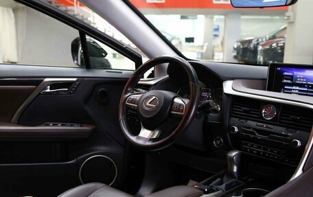 Lexus RX IV рестайлинг, 2018 год, 3 990 000 рублей, 14 фотография