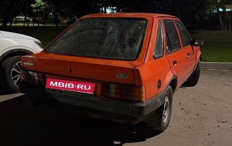 Ford Escort III, 1981 год, 55 000 рублей, 2 фотография