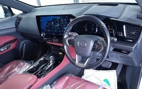 Lexus NX, 2021 год, 5 700 000 рублей, 2 фотография