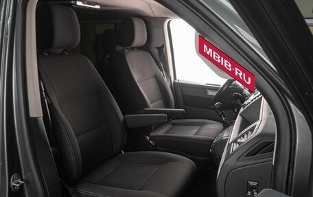 Volkswagen Multivan T6 рестайлинг, 2016 год, 3 319 000 рублей, 8 фотография