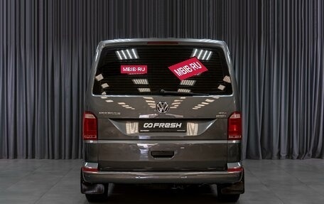 Volkswagen Multivan T6 рестайлинг, 2016 год, 3 319 000 рублей, 4 фотография