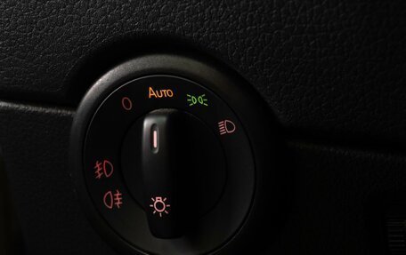 Volkswagen Multivan T6 рестайлинг, 2016 год, 3 319 000 рублей, 17 фотография