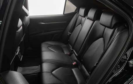 Toyota Camry, 2019 год, 2 399 000 рублей, 9 фотография