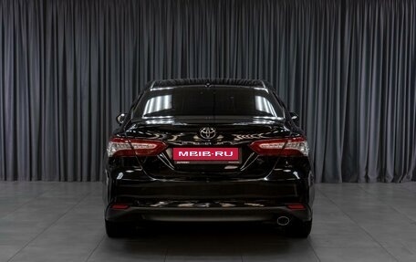 Toyota Camry, 2019 год, 2 399 000 рублей, 4 фотография