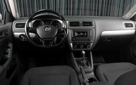 Volkswagen Jetta VI, 2017 год, 1 299 000 рублей, 6 фотография