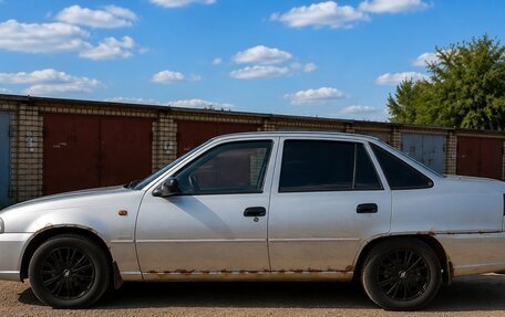 Daewoo Nexia I рестайлинг, 2011 год, 90 000 рублей, 2 фотография