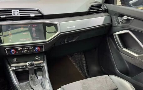 Audi Q3, 2022 год, 2 190 005 рублей, 15 фотография