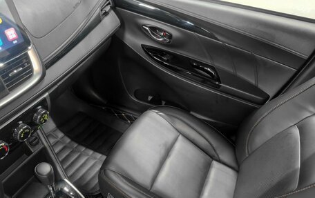 Toyota Yaris XP150 рестайлинг, 2022 год, 1 700 000 рублей, 12 фотография
