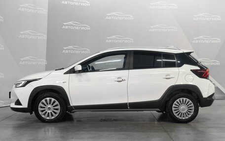 Toyota Yaris XP150 рестайлинг, 2022 год, 1 700 000 рублей, 2 фотография