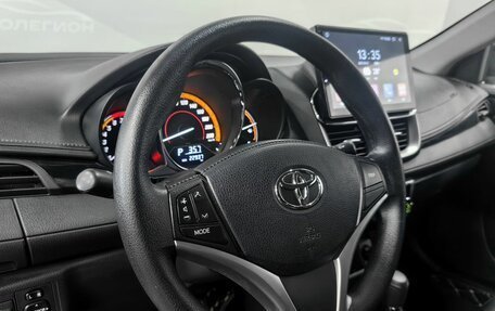 Toyota Yaris XP150 рестайлинг, 2022 год, 1 700 000 рублей, 11 фотография