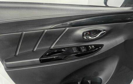 Toyota Yaris XP150 рестайлинг, 2022 год, 1 700 000 рублей, 22 фотография